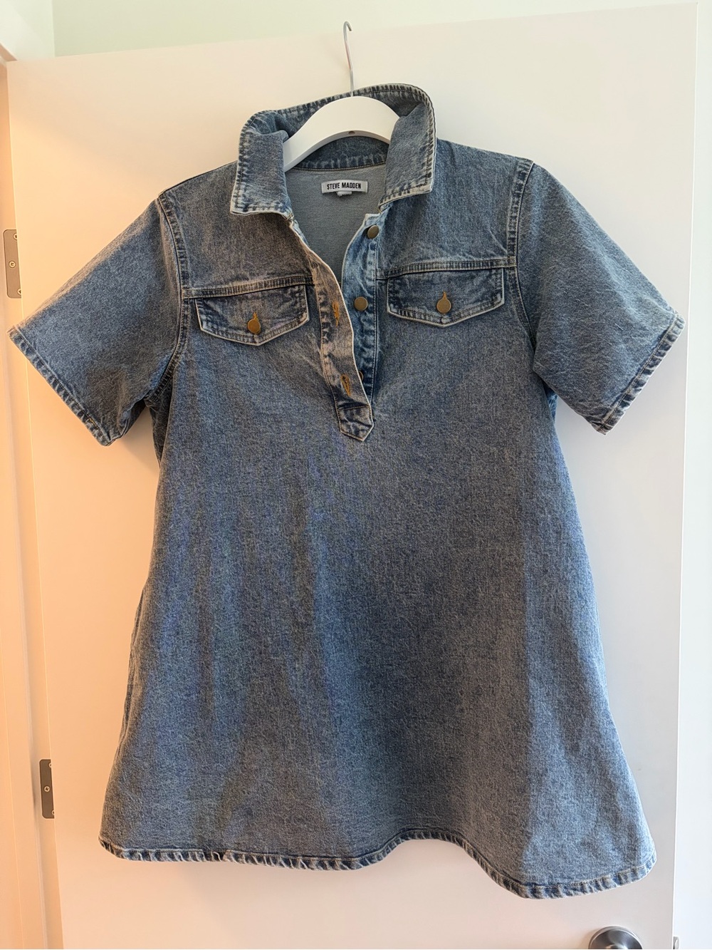 Steve Madden Women’s Blue Short-Sleeve Denim Dress